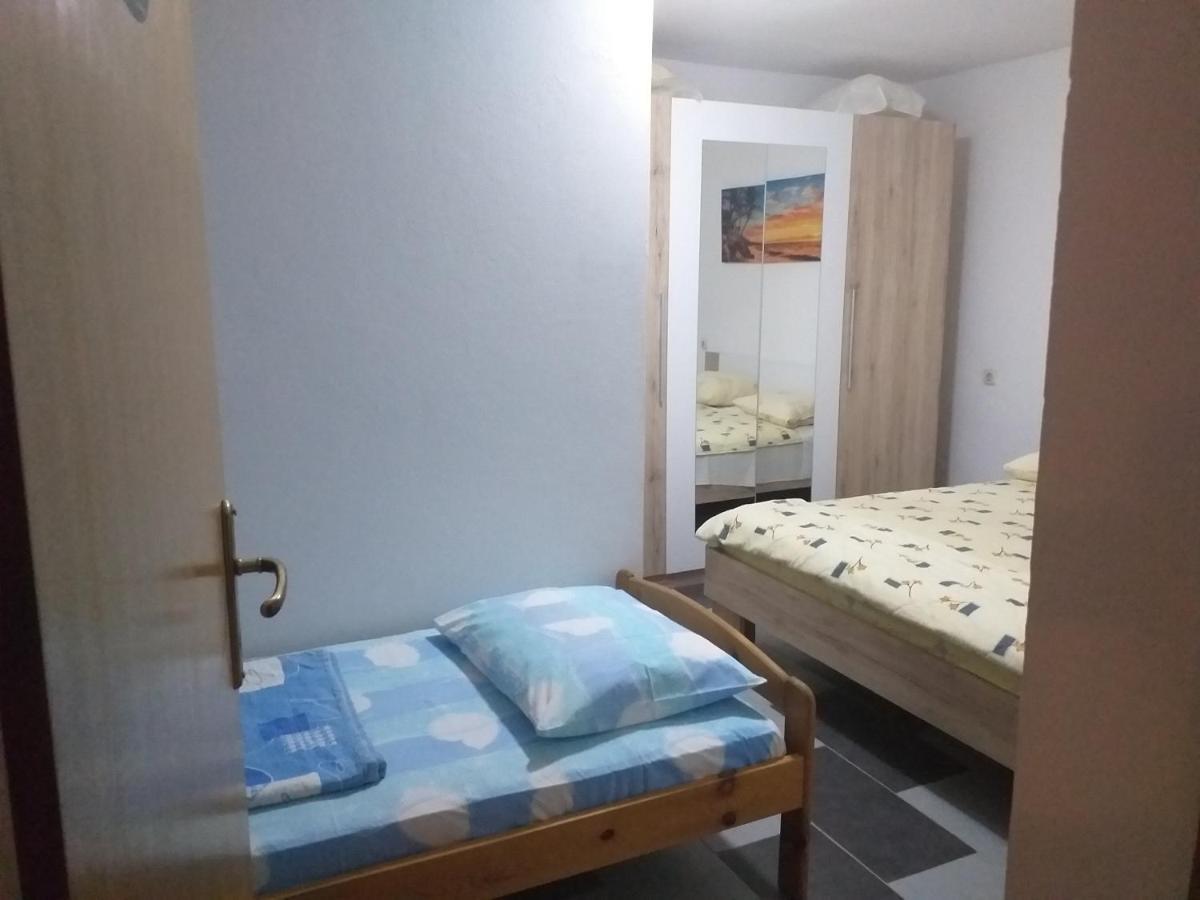 Apartmani Branka Rtina Exterior photo
