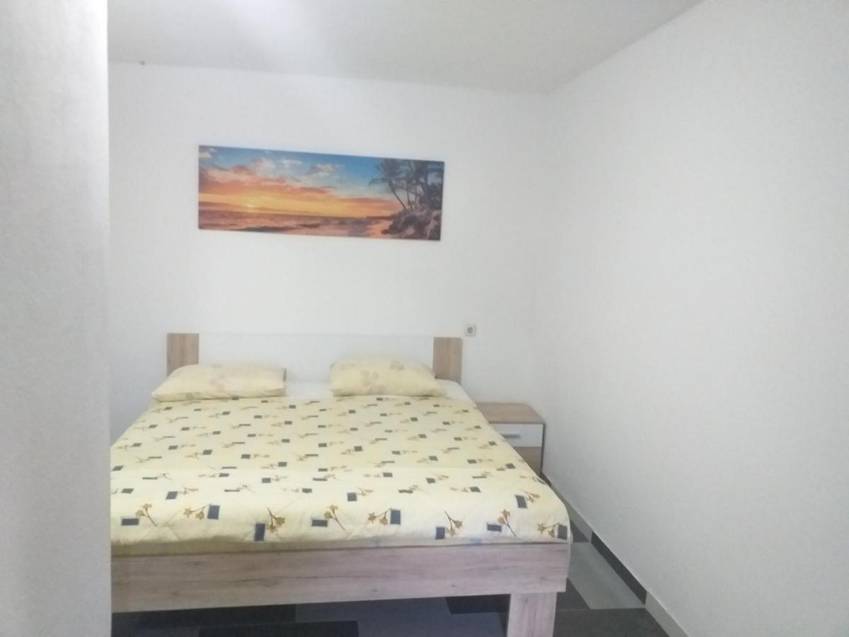 Apartmani Branka Rtina Exterior photo